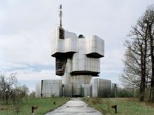 Monument to the uprising of the people of Kordun and Banija