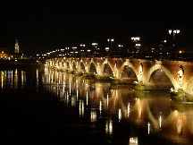 The Pont de pierre 