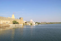 Narayan Sarovar Sanctuary