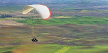 Paragliding in Kamset