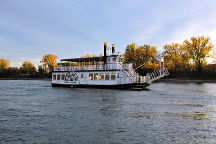 Lewis and Clark Riverboat