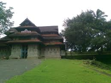 Vadakummnathan temple
