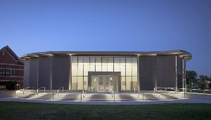 Kruizenga Art Museum