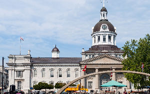 Walk around city hall 