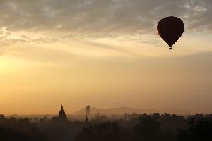 Awayyar Balloon Field 