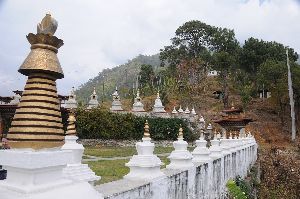 Khamsum Yulley Namgyal Chorten