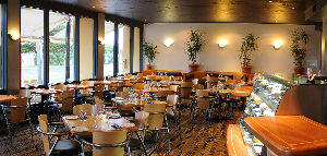 Waterfront Restaurant & Cafe 