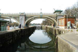 Richmond Lock and Footbridge