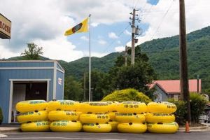 Cherokee Rapids Tube and Kayak Hire