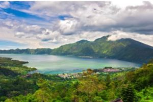 9 Days 8 Nights ubud - nusa penidaTour Package Low budget by balisutha tour service