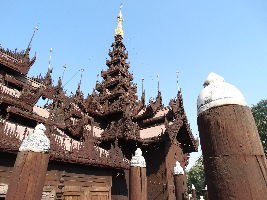 Shwe In Bin Monestary 