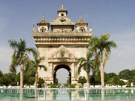 Patuxai Victory Monument