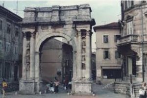 Arch of the Sergii