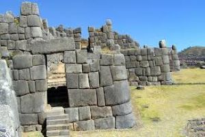 Sacsayhuaman