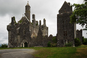 Dromore Castle
