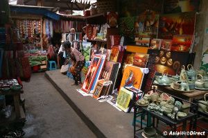 Visit Sukawati Art Market