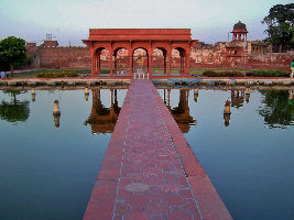 Shalimar Gardens: Lahore