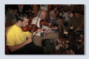 Musical pubbing in Inisheer, Ireland