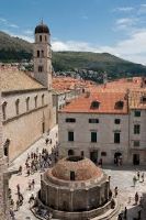 Large Onofrios Fountain