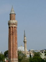 Yivli Minare