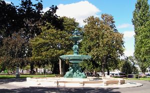 Jardin Anglais and the Mouettes