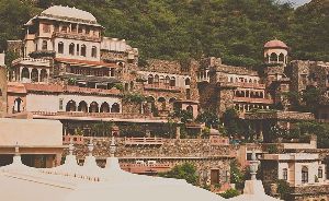 Neemrana Fort Palace