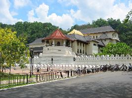  Temple of the Tooth