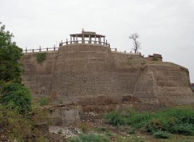 Akola Fort