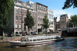 Canal Cruises: See Them Differently