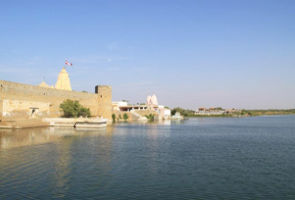 Narayan Sarovar Sanctuary