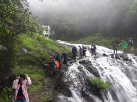 Trek to Andharban