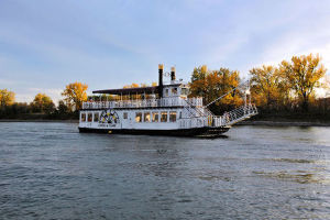 Lewis and Clark Riverboat