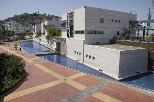 Museo Antropologico y de Arte Contemporaneo