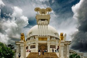 Dhauligiri Shanti Stupa