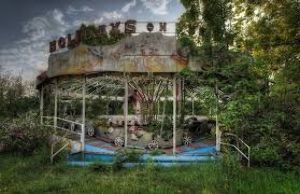  Jungle Land Theme Park 