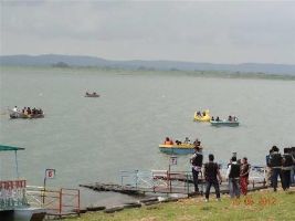 Khindsi Lake