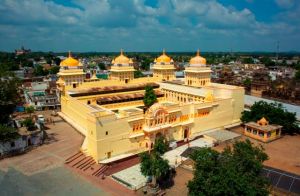Explore Ram Raja temple