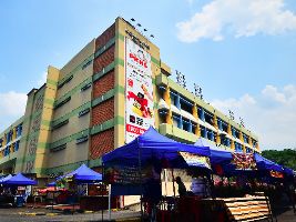 Kompleks PKNS Shah Alam