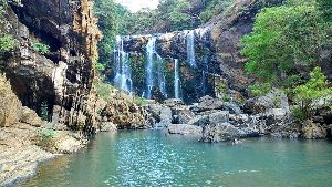 Sathodi Falls 
