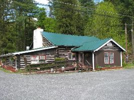 Log Cabin Inn 
