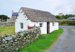 Cragneash Folk Village 