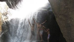 Olakaruvi Falls 