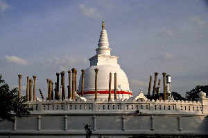 Ruvanvelisaya Dagoba