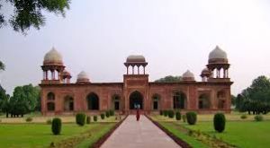 Tomb of Mariam uz Zamani