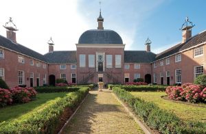 Hofje van Mevrouw van Aerden