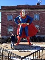  Superman Statue