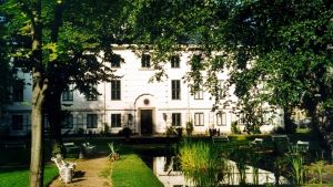 Gulskogen Manor