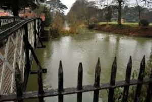 Twinlakes Theme Park