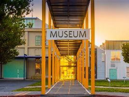 Queen Victoria Museum and Art Gallery