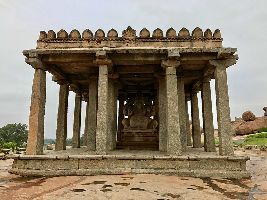 Sasivekalu Ganesha temple